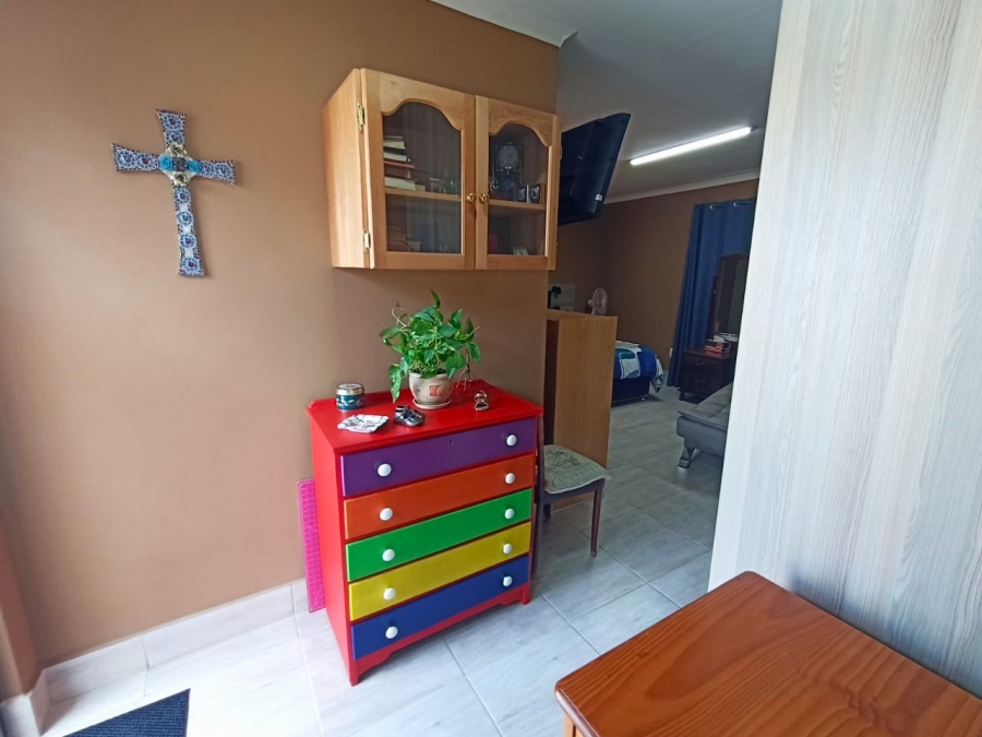 2 Bedroom Property for Sale in Humansdorp Eastern Cape